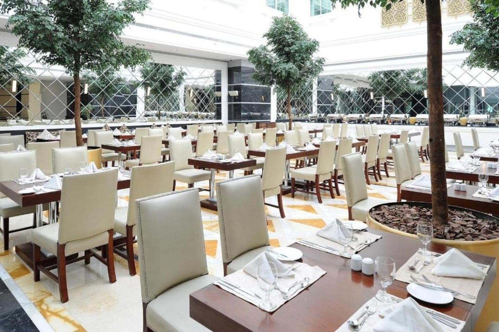 International Bur Juman By Sunday 5*